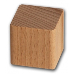 Dřevěná kostka 33x33x33mm .