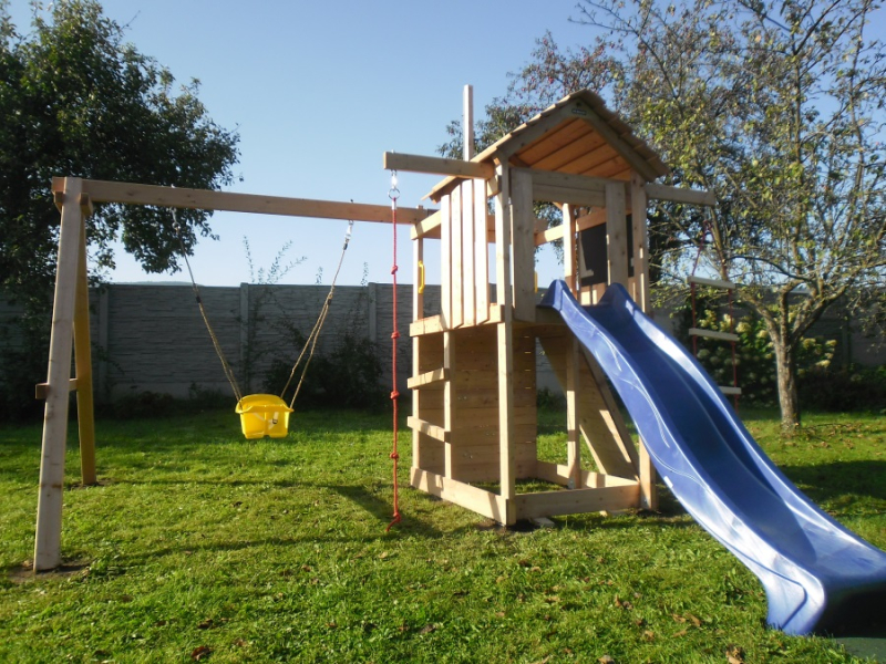 Dětské hřiště Monkey´s Home Malý pirát JIM bez skluzavky